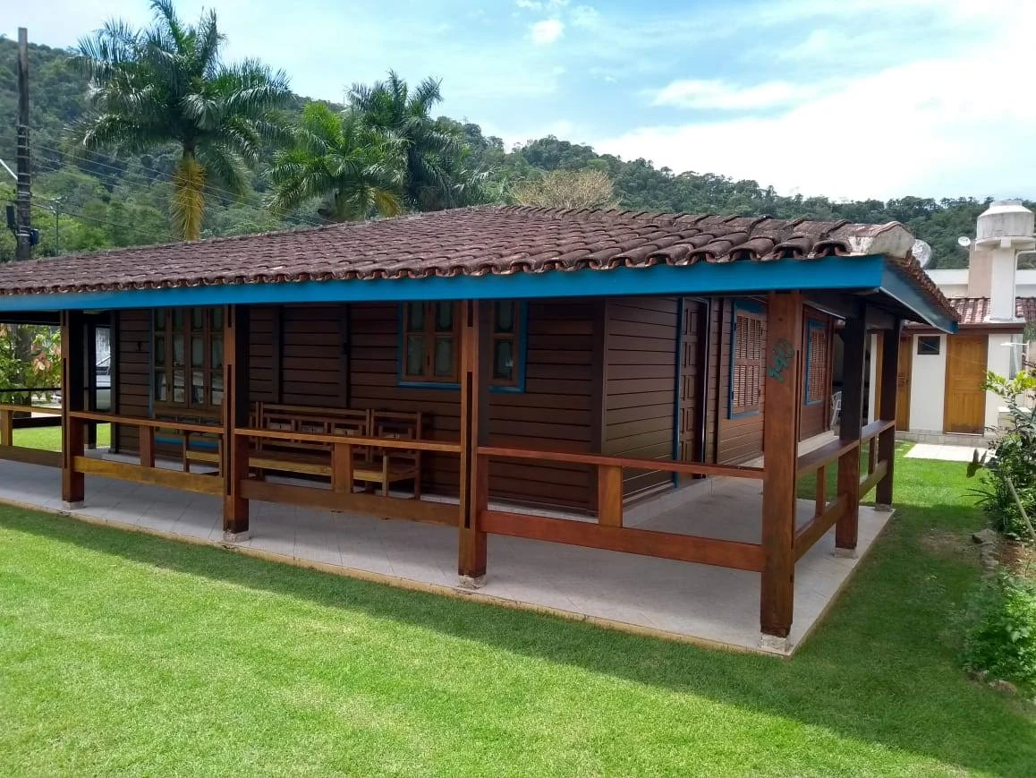 Casa de madeira pré montada