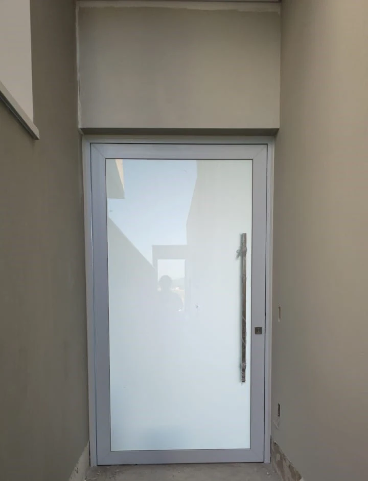 Esquadrias de pvc residenciais e comerciais