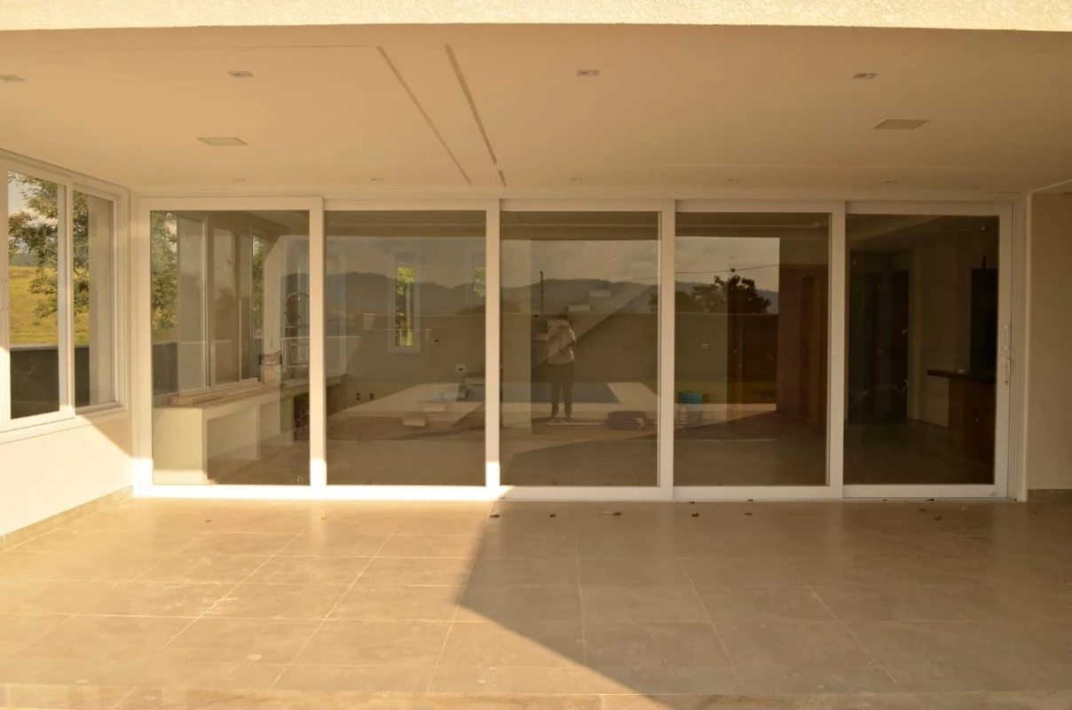 Porta de correr de pvc para sala